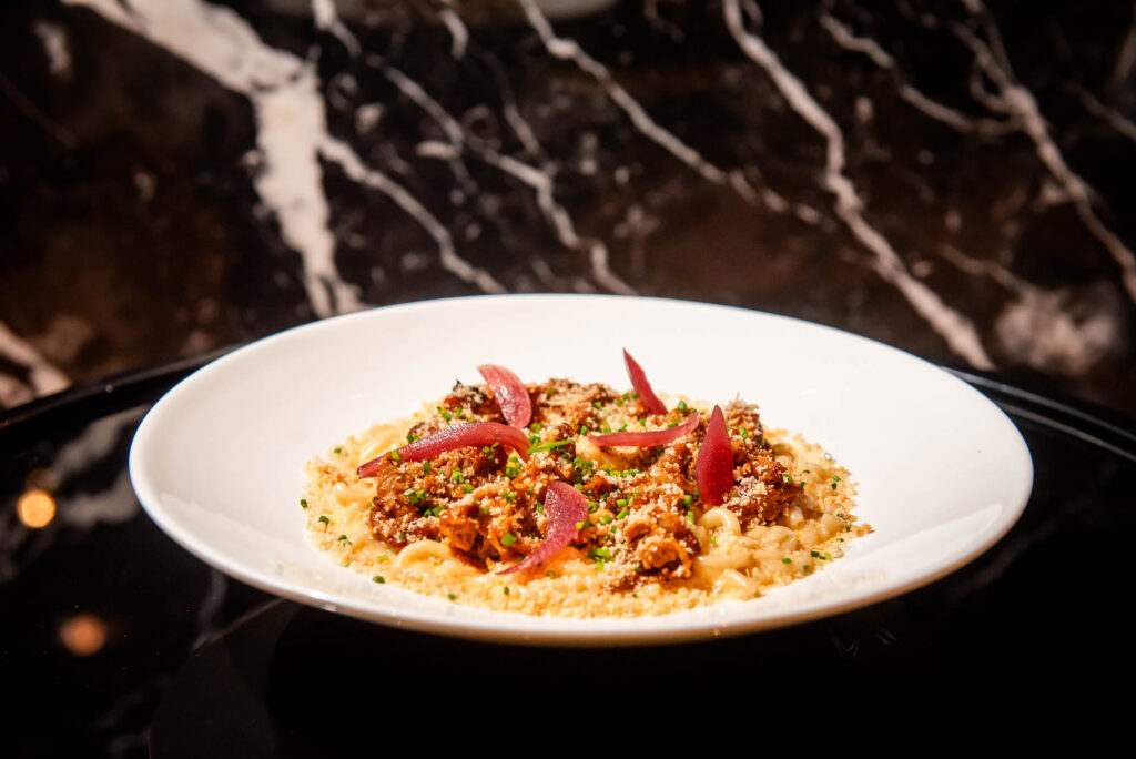 Pitmaster’s Pulled Pork Mac & Cheese_DSC5786